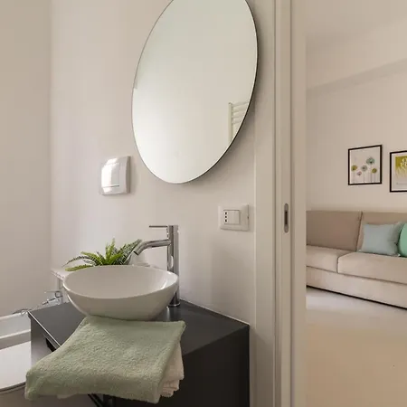 شقة Modern Flats Near Center ميلان