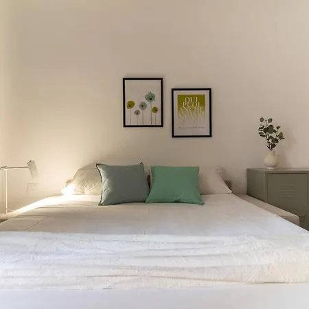 شقة Modern Flats Near Center ميلان